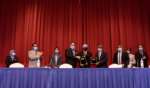 亚太科技大学通过合作改善马来西亚道路安全